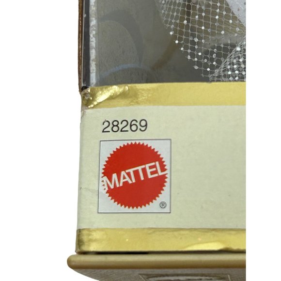 Celebration Barbie Special 2000 Edition Vintage Mattel Keepsake Ages 6+ Collect - Picture 4 of 16